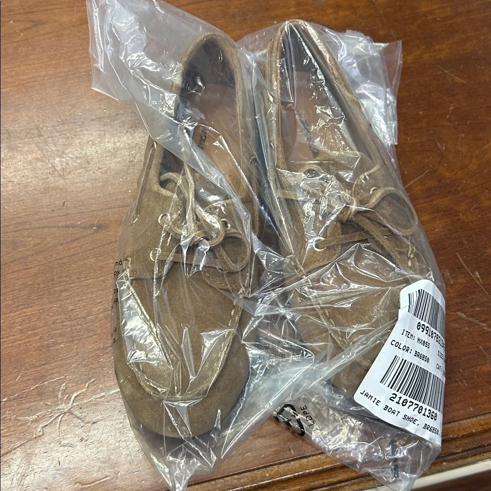 Madewell Suede Boat Loafers in Chestnut Brown
